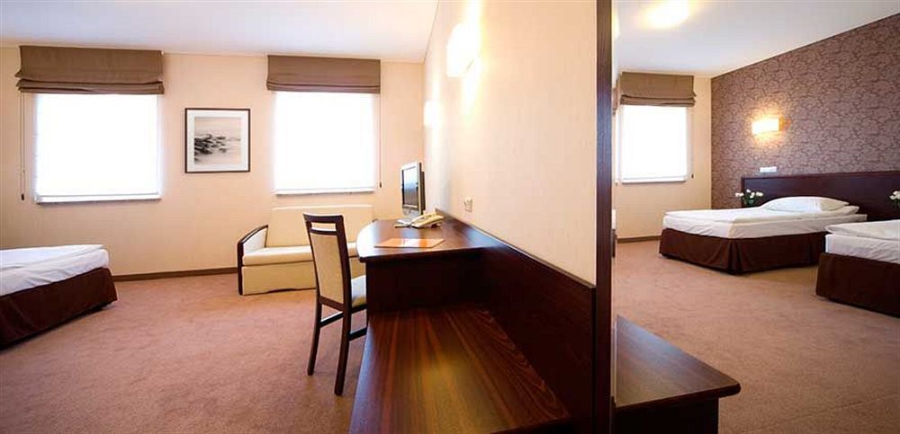 Hotel Centrum 크비드진 외부 사진